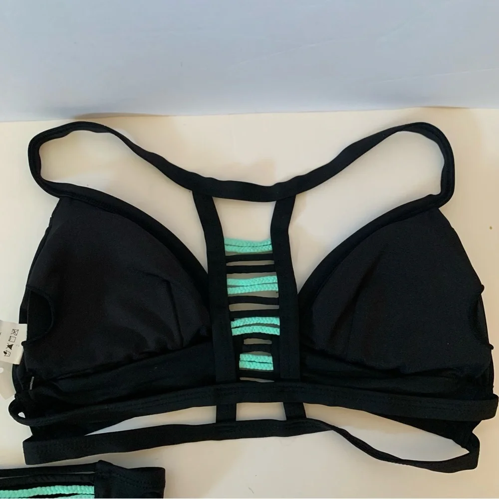 NWT. UNBRANDED Black and Turquoise Striped Women's Bikini